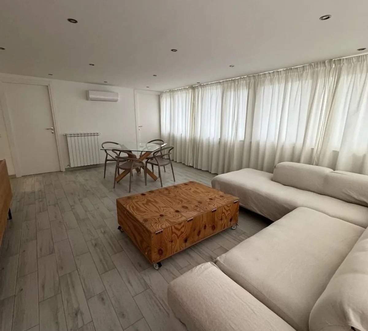 Dimoretta House - Penthouse With A View Of Mount Etna Catania